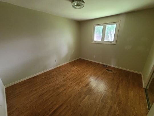 For Lease - 39 ARDSLEY Road, London North, Ontario - Photo 1