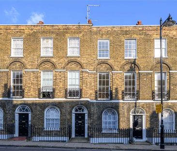 A stunning lateral apartment on Amwell Street. - Photo 1