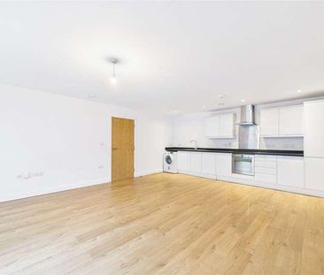 Cromwell Road, Redhill, Surrey, RH1 - Photo 3