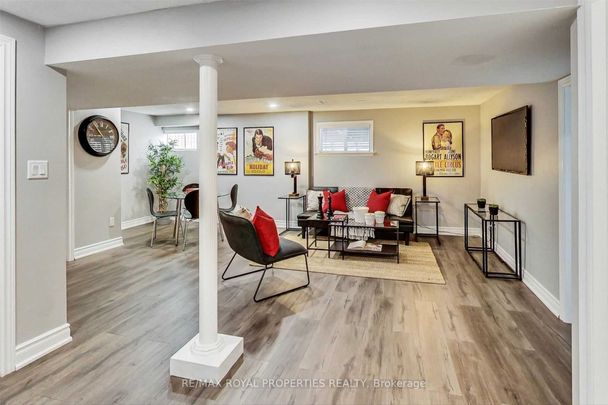 For Lease - 911 Greenwood Crescent Unit# BSMT, Whitby, Ontario - Photo 1