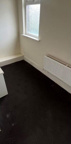 1 Bedroom Apartment To Let - Photo 1