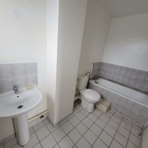 Location Appartement 1 pièce 37m² GOUSSAINVILLE 95190 - Photo 2