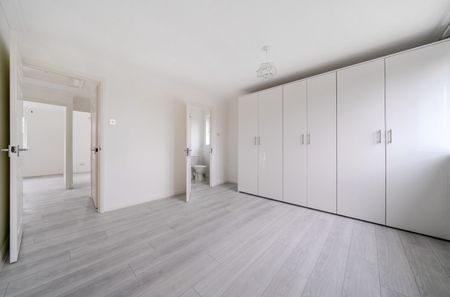 Hotham Close, Sutton At Hone, Dartford, DA4 9ET - Photo 3