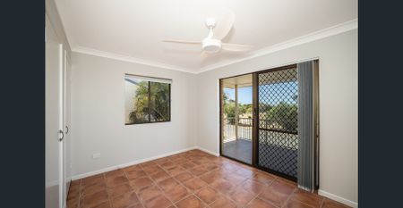 THREE BEDROOM UNIT WITH WATER VIEWS - Photo 3