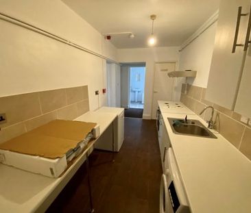 Flat 5 103, Forest Road West, Nottingham City Outskirts, Property f... - Photo 3