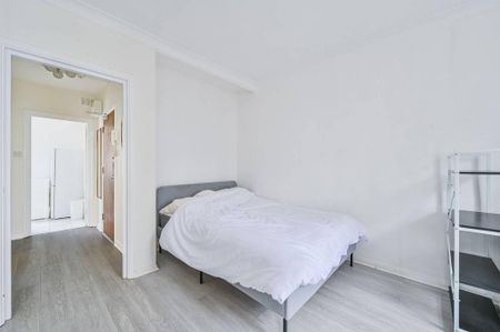 Studio to rent - Photo 4