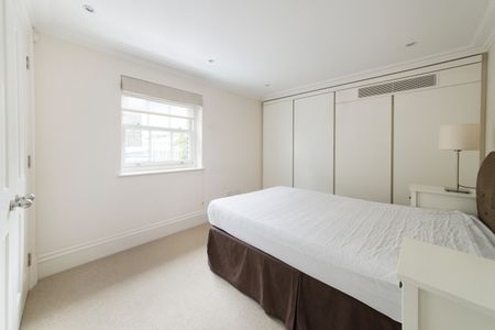 2 Bed Flat, Kings Road, SW3 - Photo 4