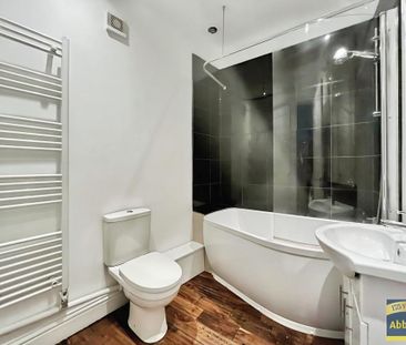 2 bedroom flat to rent - Photo 6