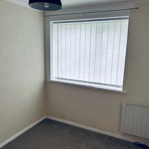 1 bedroom ground floor flat to rent - Photo 1
