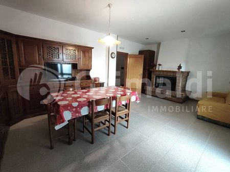 Trilocale ottimo stato, piano rialzato, Magione - Foto 3