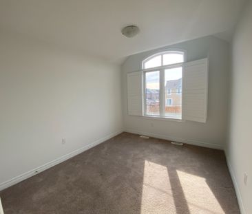 For Lease - 2124 Dale Road, Innisfil, Ontario - Photo 4