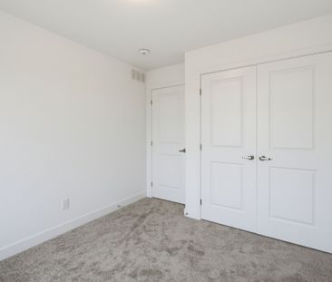 For Lease - 758 Horned Owl Avenue, Blossom Park - Airport and Area, Ontario - Photo 5