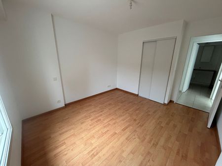 Location Appartement 2 pièces 45m² - Photo 4