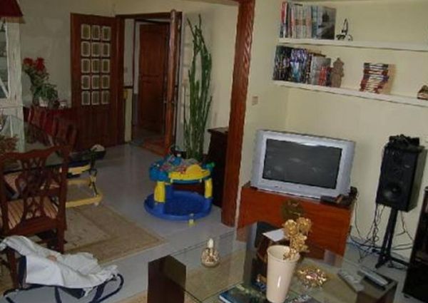 Arrendo apartamento T2 em Agualva Cacem