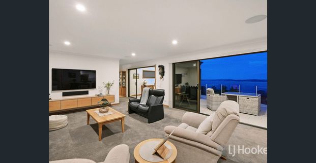 Space and Endless Possibility - Photo 1