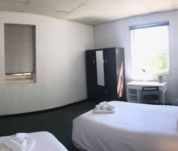 Room 8 (Non Ensuite) - Photo 2