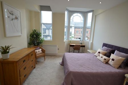 3 bedroom flat to rent - Photo 2
