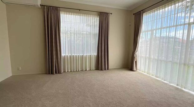 Spacious Family Home - Photo 1