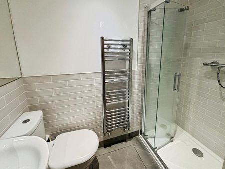 2 bedroom apartment to rent - Photo 5