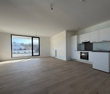 Appartement te huur - Photo 1