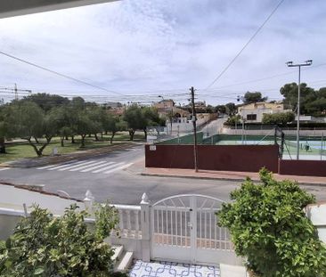 Long-term rental bungalow in Torrevieja - Los Balcones - Photo 6