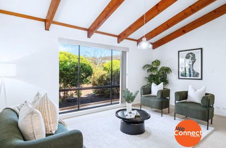 SHORT TERM LEASE TERM 6 Months ONLY - Charming Family Home Surrounded by Nature - 6 Months ONLY - Photo 4