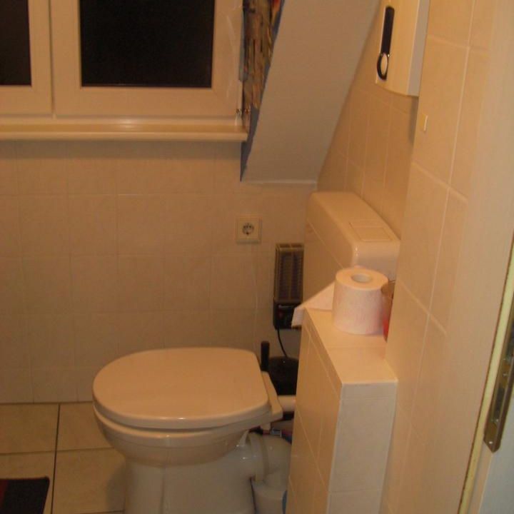 2.5 –Zimmer – DG - Maisonette Wohnung – befristet für 16 Monate - Photo 1