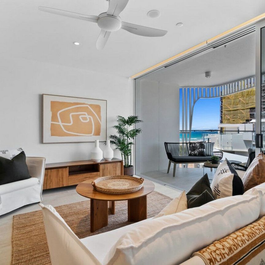 Luxury Two-Bedroom Plus Study Beachfront Apartment - Photo 1