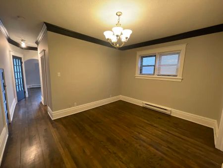 190 Stanley Ave. — 1 Bedroom - Photo 4