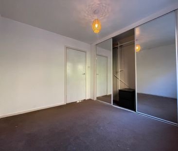 Baildon Wood Court, Shipley, Baildon - Photo 4