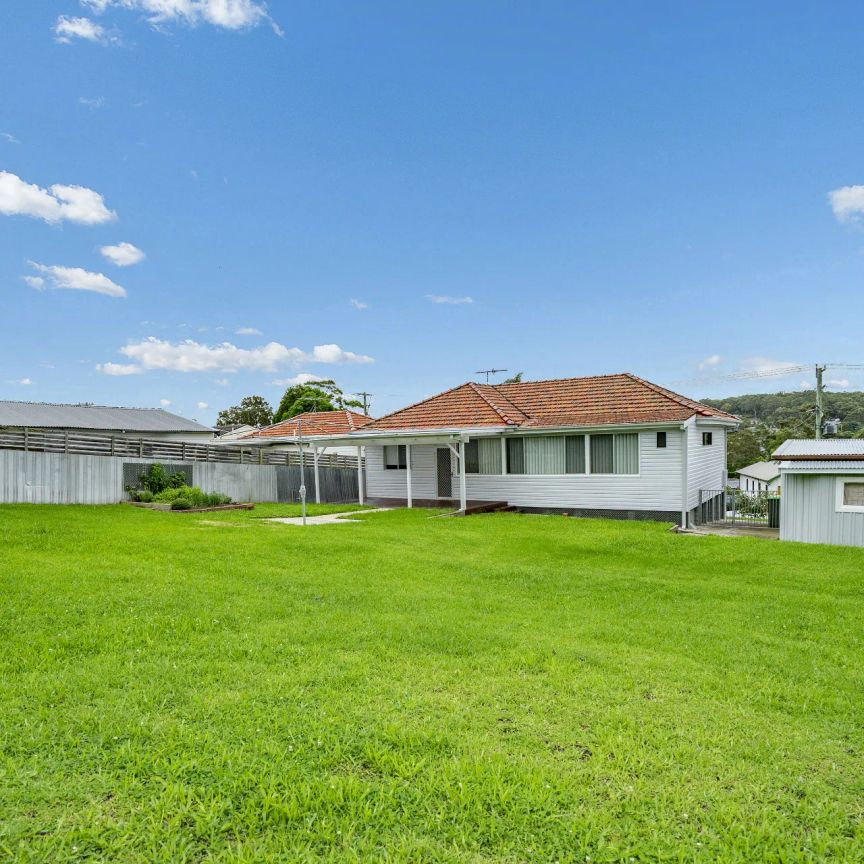 THREE BEDROOM HOME - Photo 1