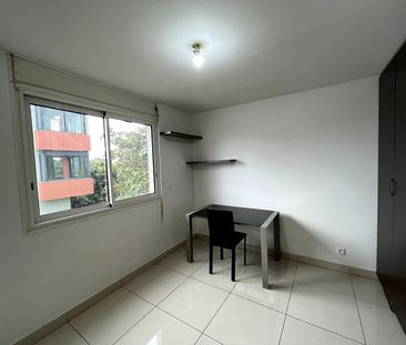 A LOUER - Saint-Denis - Studio dans une résidence récente dans la r... - Photo 1