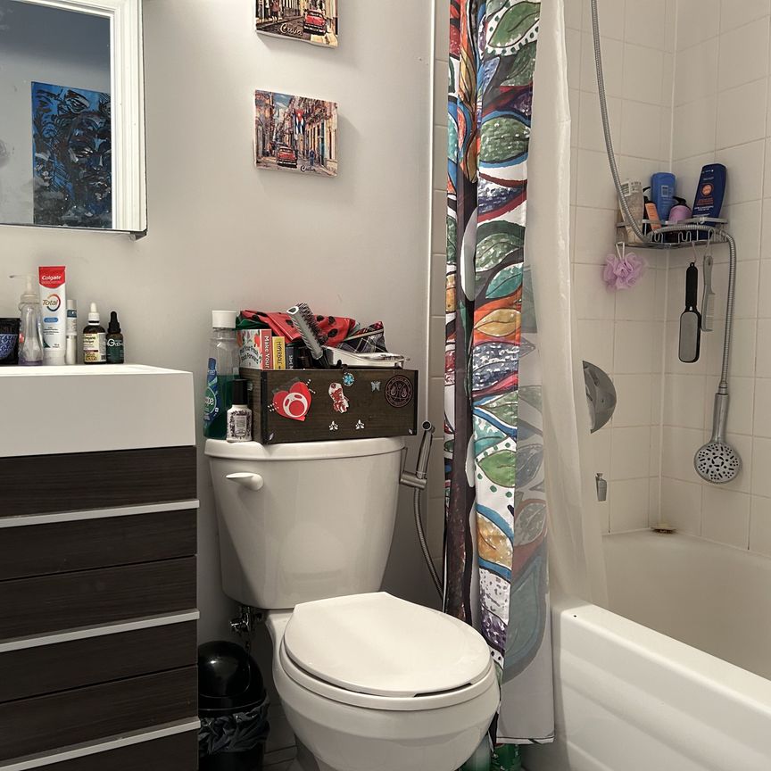 For Lease - 5 Shank Street Unit# 508, Toronto, Ontario - Photo 1