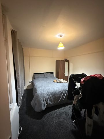 2 Bed Flat, Coventry, CV3 - Photo 5