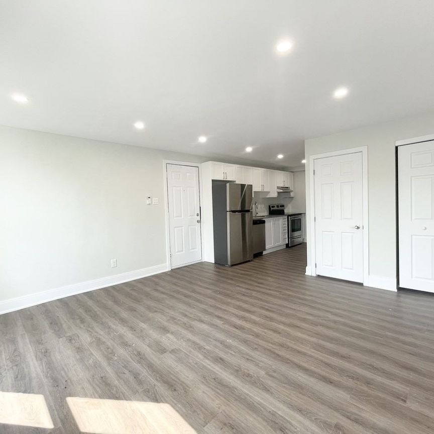 7 Gordon Street apartment — Hamilton, ON (2-Bedroom) - 2 Bedroom - Photo 1
