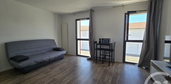 Location Appartement 1 pièce 26m² TROYES 10000 - Photo 2
