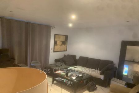 Location appartement 3 pièces 55 m² Sainte-Maxime - Photo 3