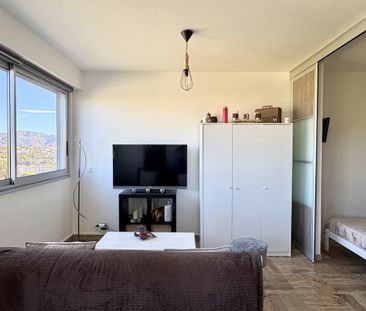 Location Appartement 2 pièces 35m² MARSEILLE 13ème - Photo 3