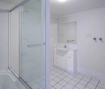 1/14-16 Collins Street, - Photo 4