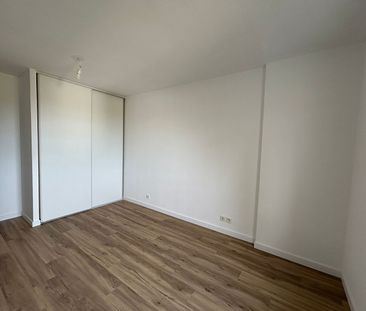 Location Appartement 2 pièces 44m² - Photo 2