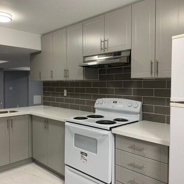 For Lease - 19 Muscovy Drive Unit# Bsmt, Brampton, Ontario - Photo 1