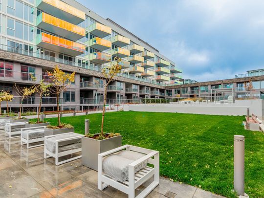 For Lease - 333 Sunseeker Avenue Unit# 236, Innisfil, Ontario - Photo 1