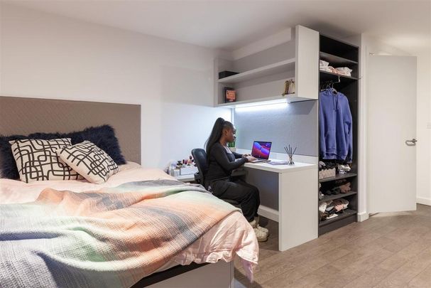 Studio to rent - Photo 1