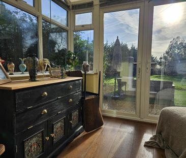 5 bedroom detached house to rent - Photo 2