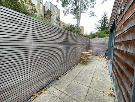 Churchwood Gardens, Forest Hill, London, SE23 - Photo 2
