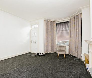 2 Bed Terraced House, Nickleby Road, LS9 - Photo 2