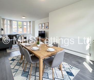 4 Bedroom Semi-Detached House for rent in Carr Manor Avenue - Photo 5