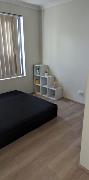 East Cannington - Photo 1