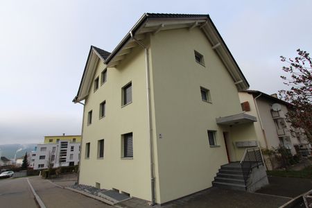 Moderne 4.5 Zi. Wohnungen mit Balkon, eigenem Waschraum und Waschturm - Foto 3