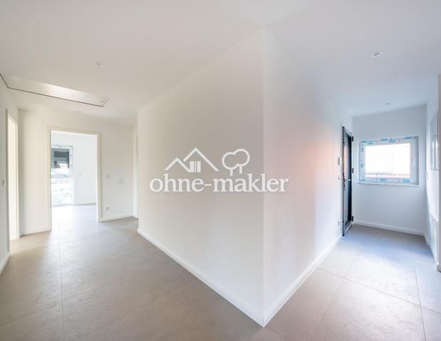 Dachgeschosswohnung in Berlin (Rudow) - Photo 1